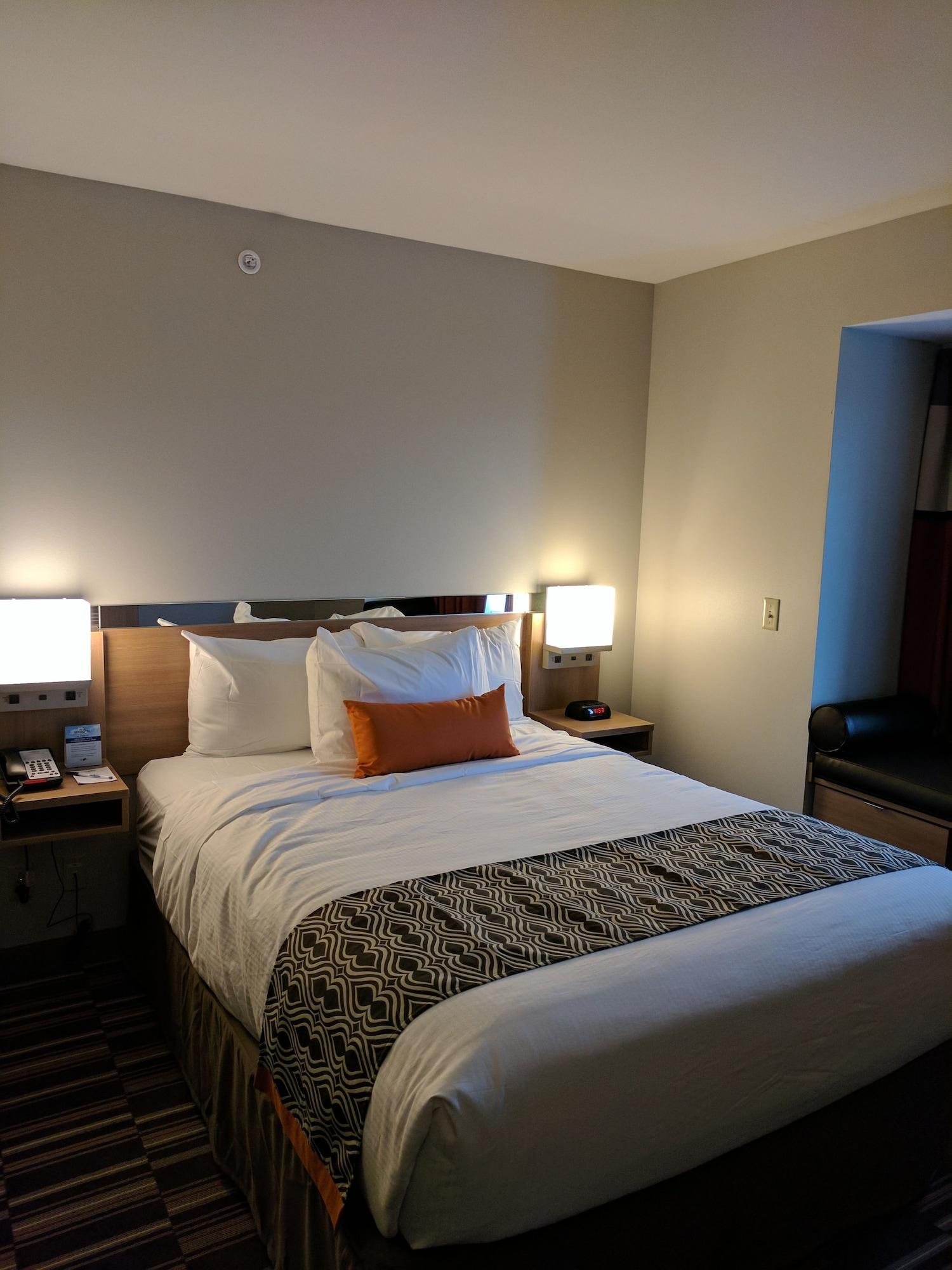 Microtel Inn & Suites By Wyndham Clarion Exteriör bild