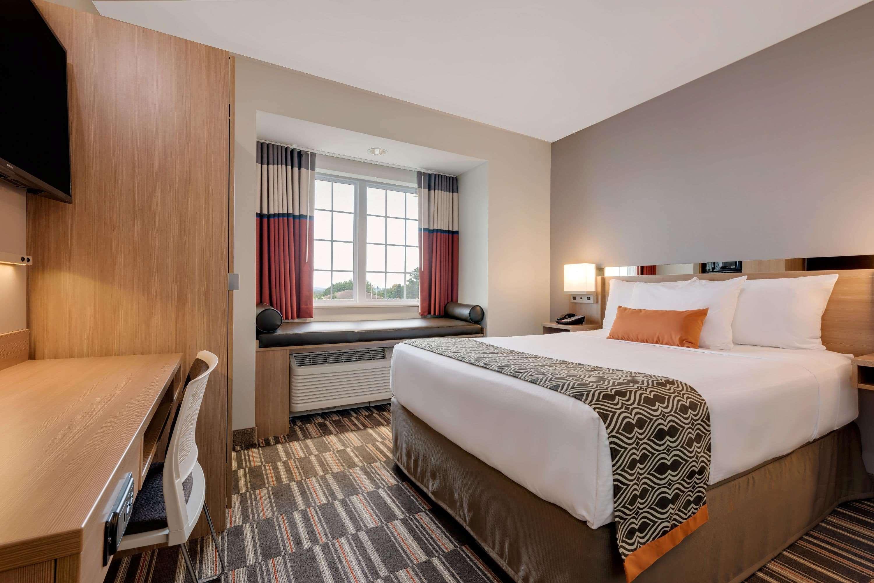Microtel Inn & Suites By Wyndham Clarion Exteriör bild