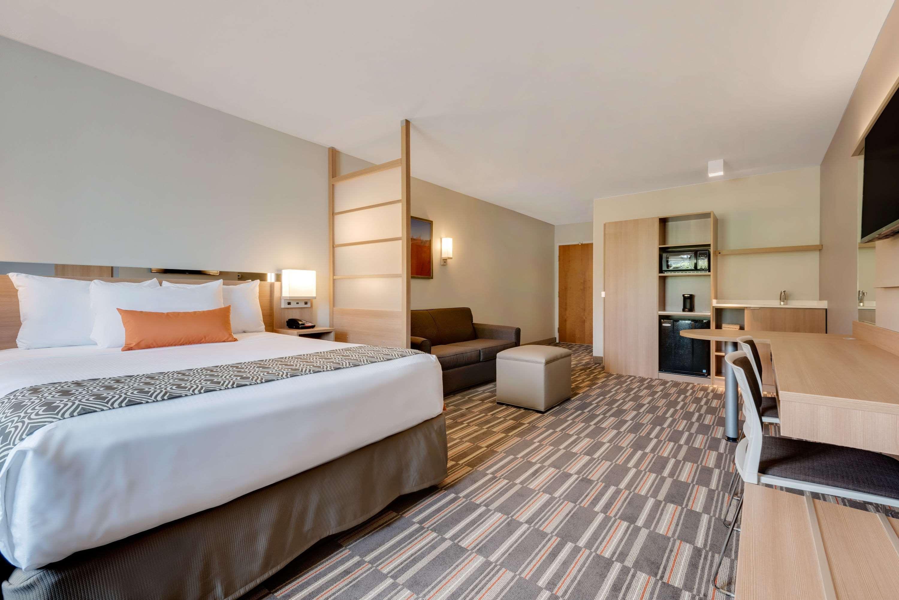 Microtel Inn & Suites By Wyndham Clarion Exteriör bild