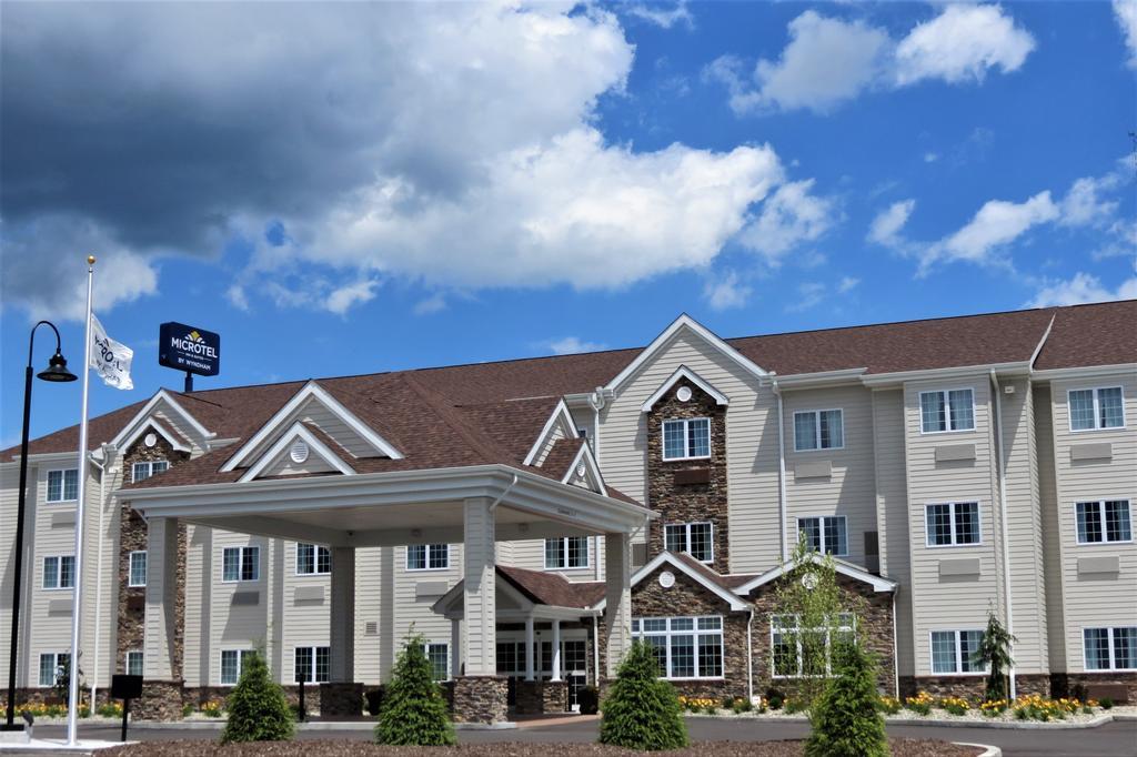 Microtel Inn & Suites By Wyndham Clarion Exteriör bild